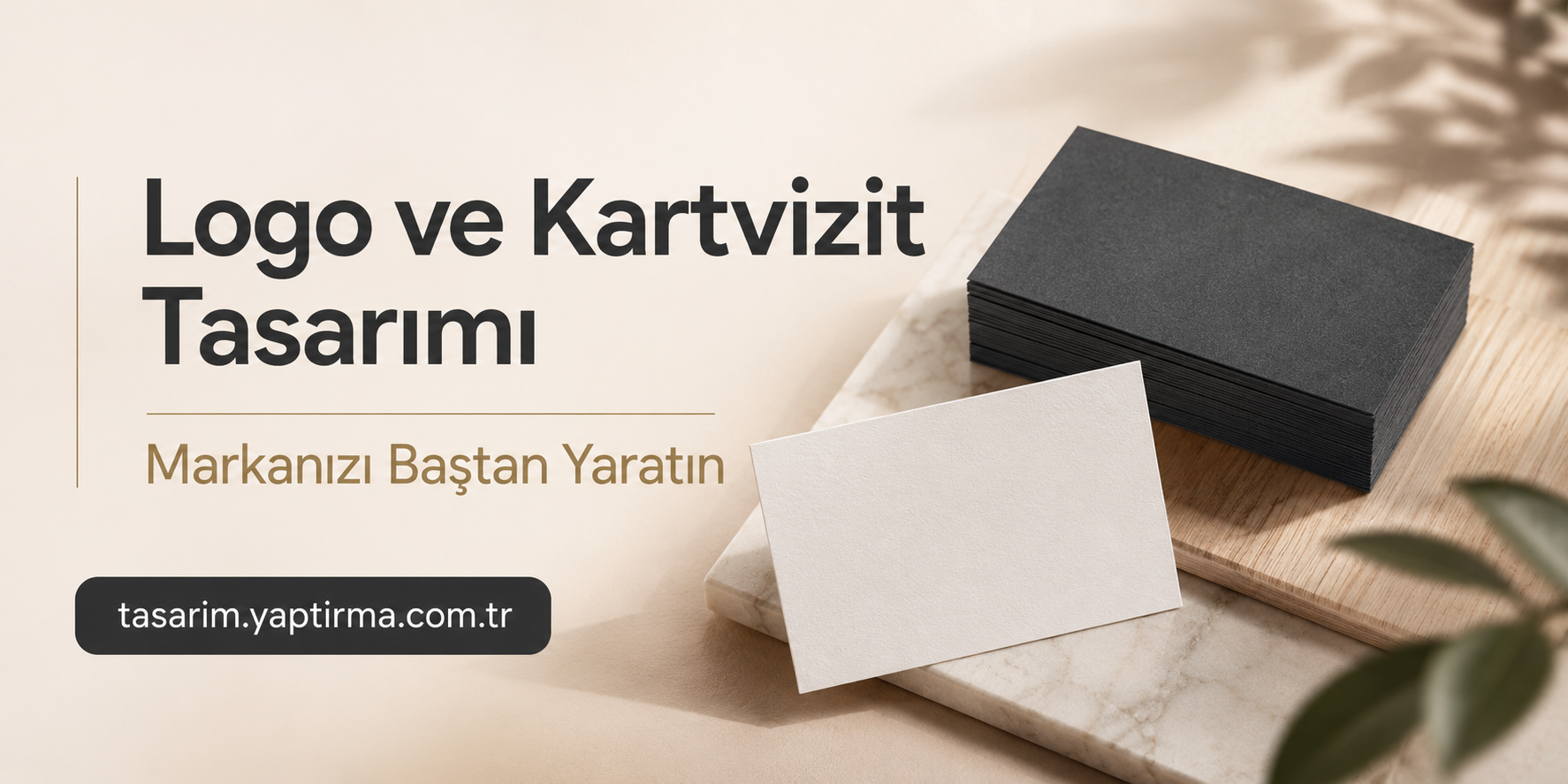 Banner in Turkish about logo and business card design; features stacked black cards and a blank card on a beige marble-wood surface with beige background.